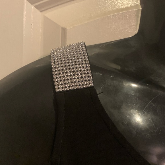 Little black dress - Picture 2 of 5